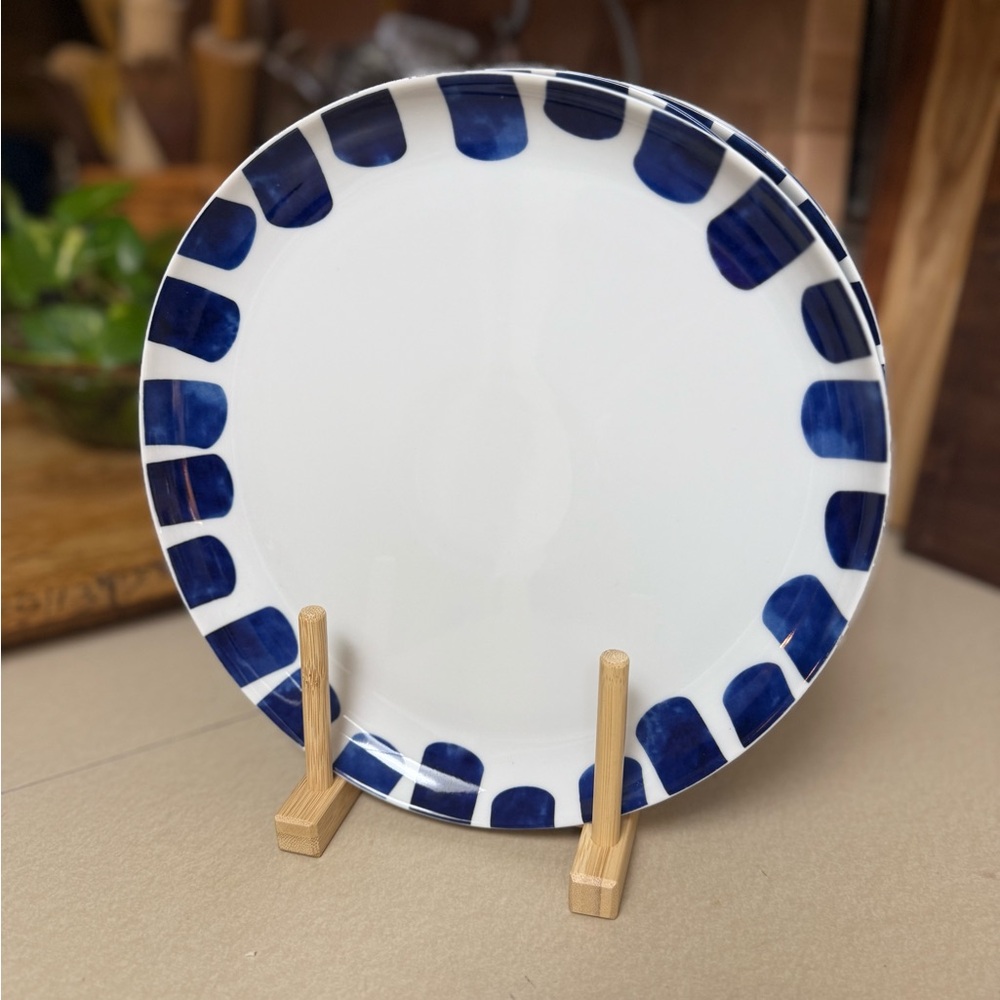 Crate&Barrel Indigo and White Dinner Plate